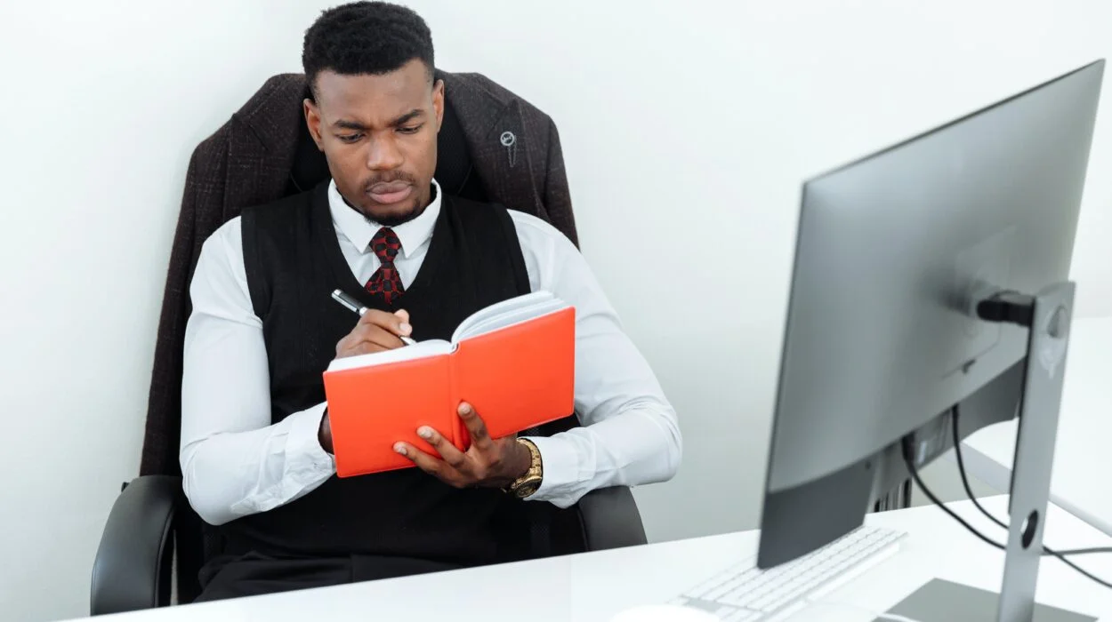 The virtual organization and management